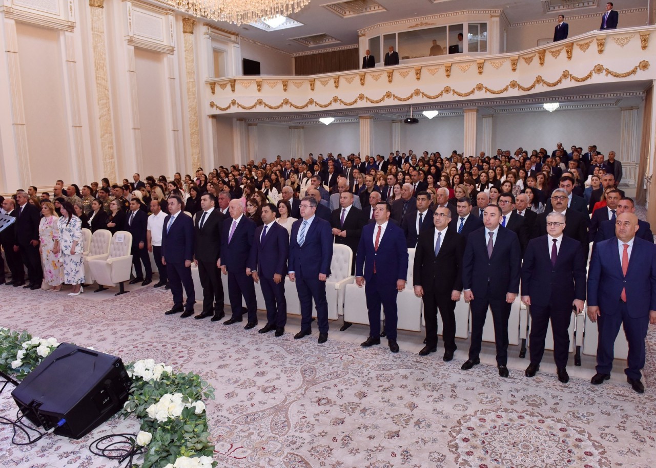 Sumqayıtda Heydər Əliyevin anadan olmasının 103-cü ildönümünə həsr olunmuş tədbirlər keçirilib - FOTOLAR